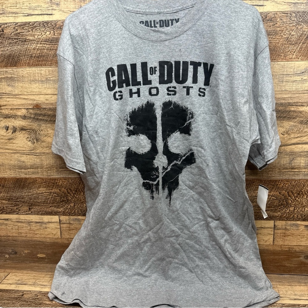 Ghosts Men's Gray Graphic Tee